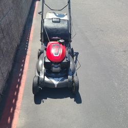 Maquina De Cortar Sacate Honda GCV 200 DE GASOLINA 