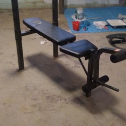 Weight Bench 