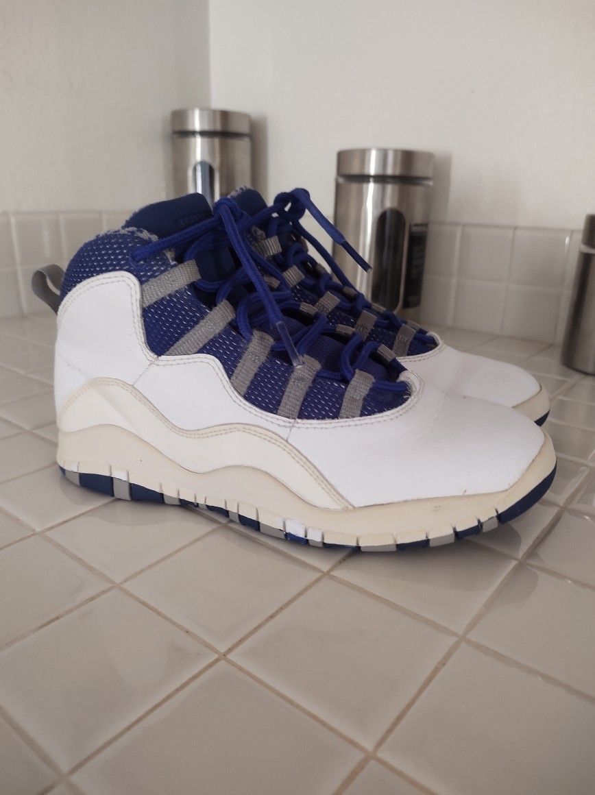 Jordans 10s Royal Blue..