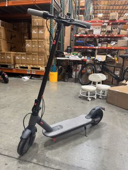 Electric scooter