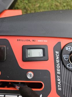 ariens ikon 60 in 23 hp kawasaki. brand new. 1.2 hours