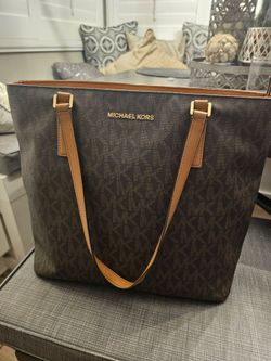 Michael Kors Tote