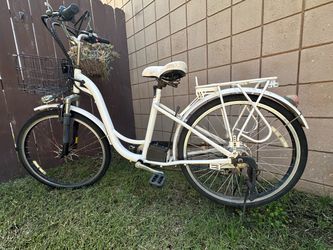 Nakto White Electric City Bike with Basket and Rear Rack