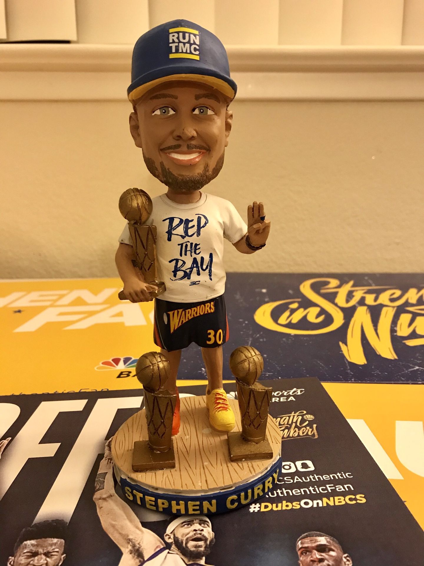 Golden State Warriors Wardell Stephen Curry Rep the Bay Bobblehead