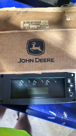 John Deere gauge