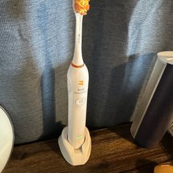 Brio Electric Toothbrush 