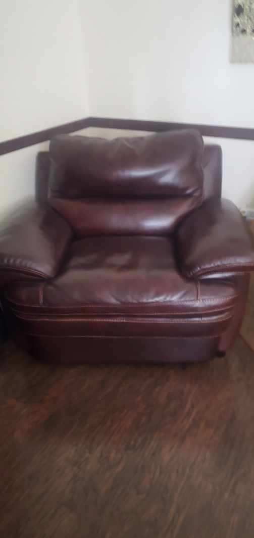 Single Leather Sofa