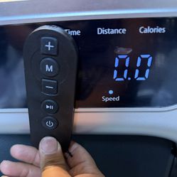 Walking Pad (look at pictures listed )