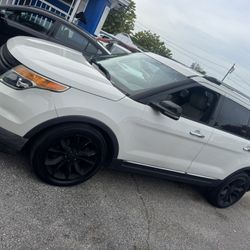 2011 Ford Explorer