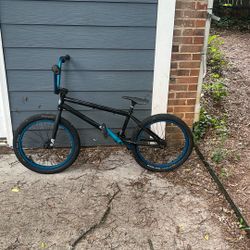 For Sale: Kink Curb BMX Bike - Perfect for Young Riders! Only $130 - Priced to Sell!