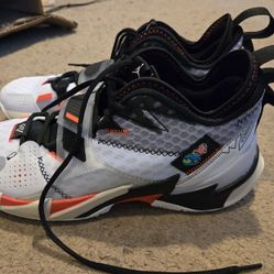 Jordan Why Not Zer0.3 Unite Size 9.5