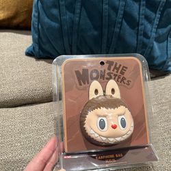 Labubu earphones case, coin pouch, keychain