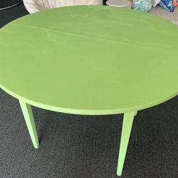Classic Round Wooden Table 