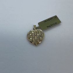 10K GOLD HEART PENDANT. NEW.