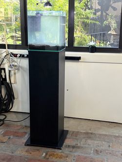 EHEIM Aquastyle 35 9-Gallon Nano Aquarium & Stand With Light & Filter