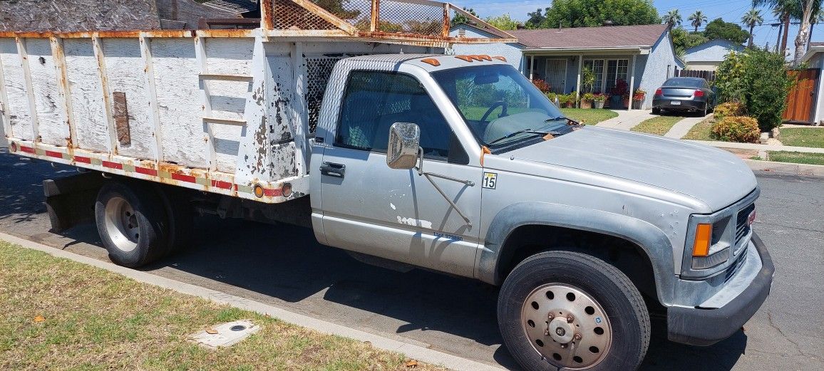1996 SL Diesel 3500 Dump Truck