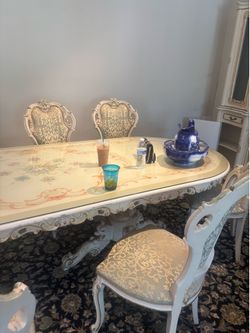 Free Furniture