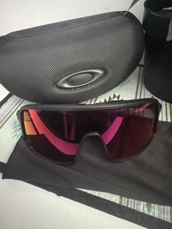 Oakley Sutro S