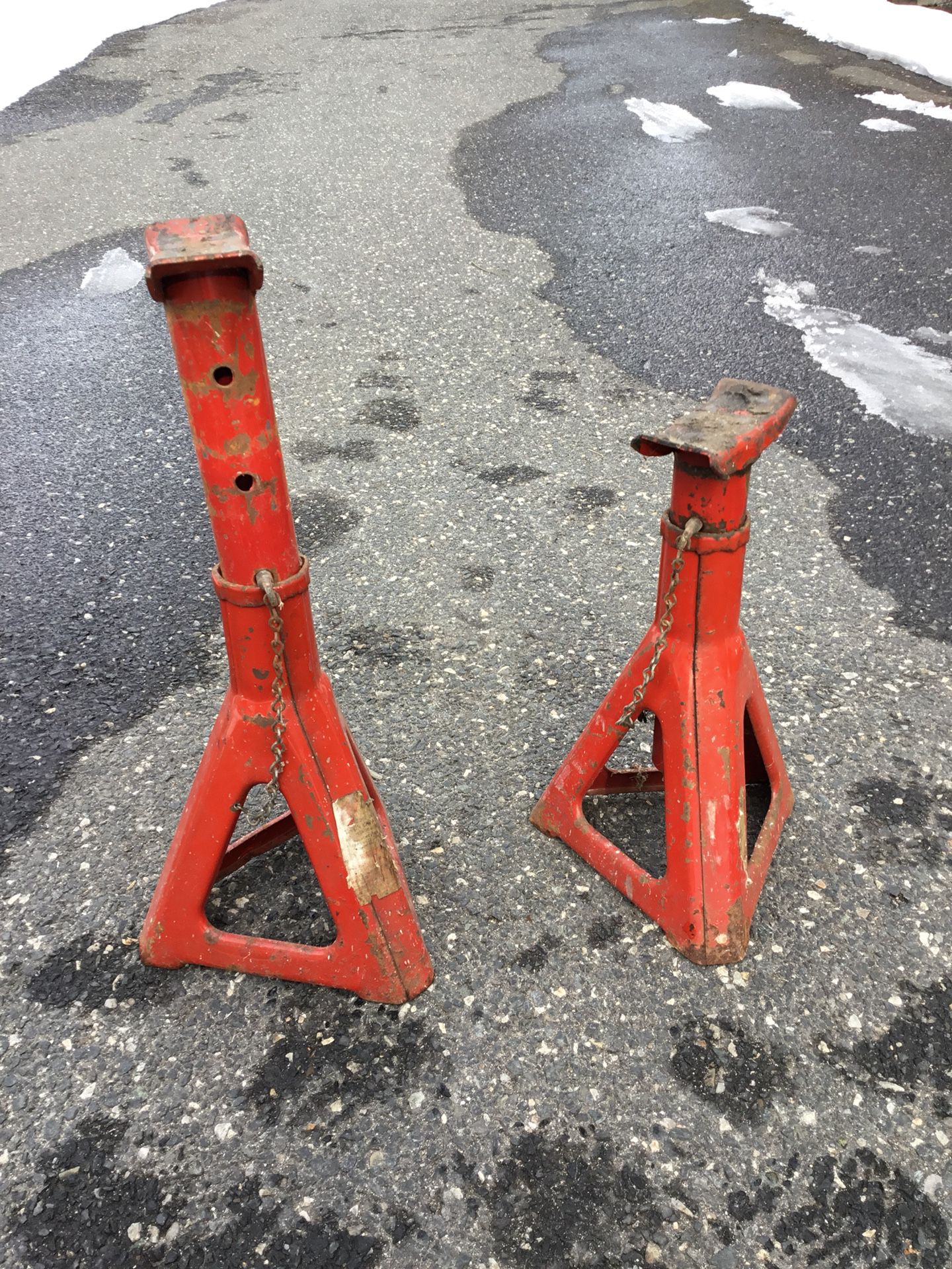 Pair of car truck SUV jackstands
