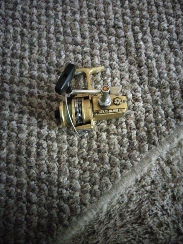 DAIWA GS10 FISHING REEL