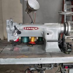 Consew 226R-1 industrial Sewing Machine 