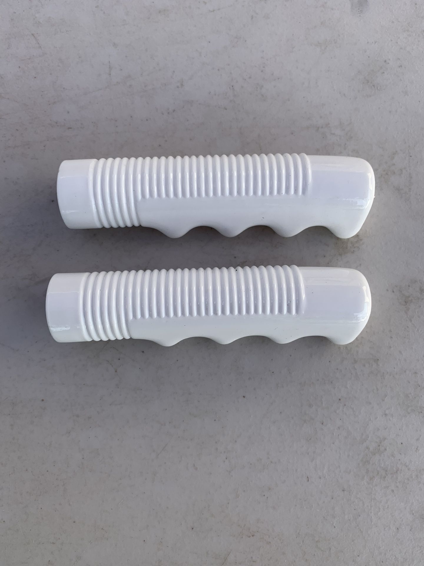 White Low Rider Bike Grips
