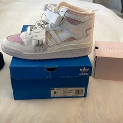 Adidas 8 1/2 Brand New Women’s Shoes 