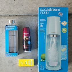Soda Stream  Fizzi Sparkling Water Maker