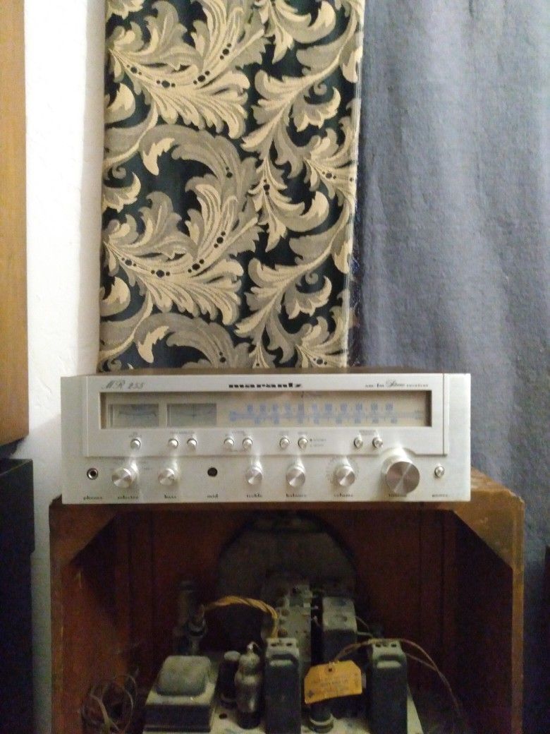 Marantz MR 255 Vintage Stereo Receiver ,Working Fine Missing Mid Bass Knob ,$350