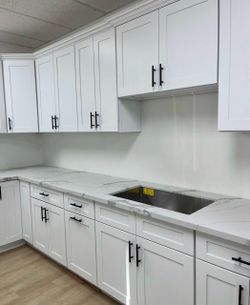 White shaker cabinets