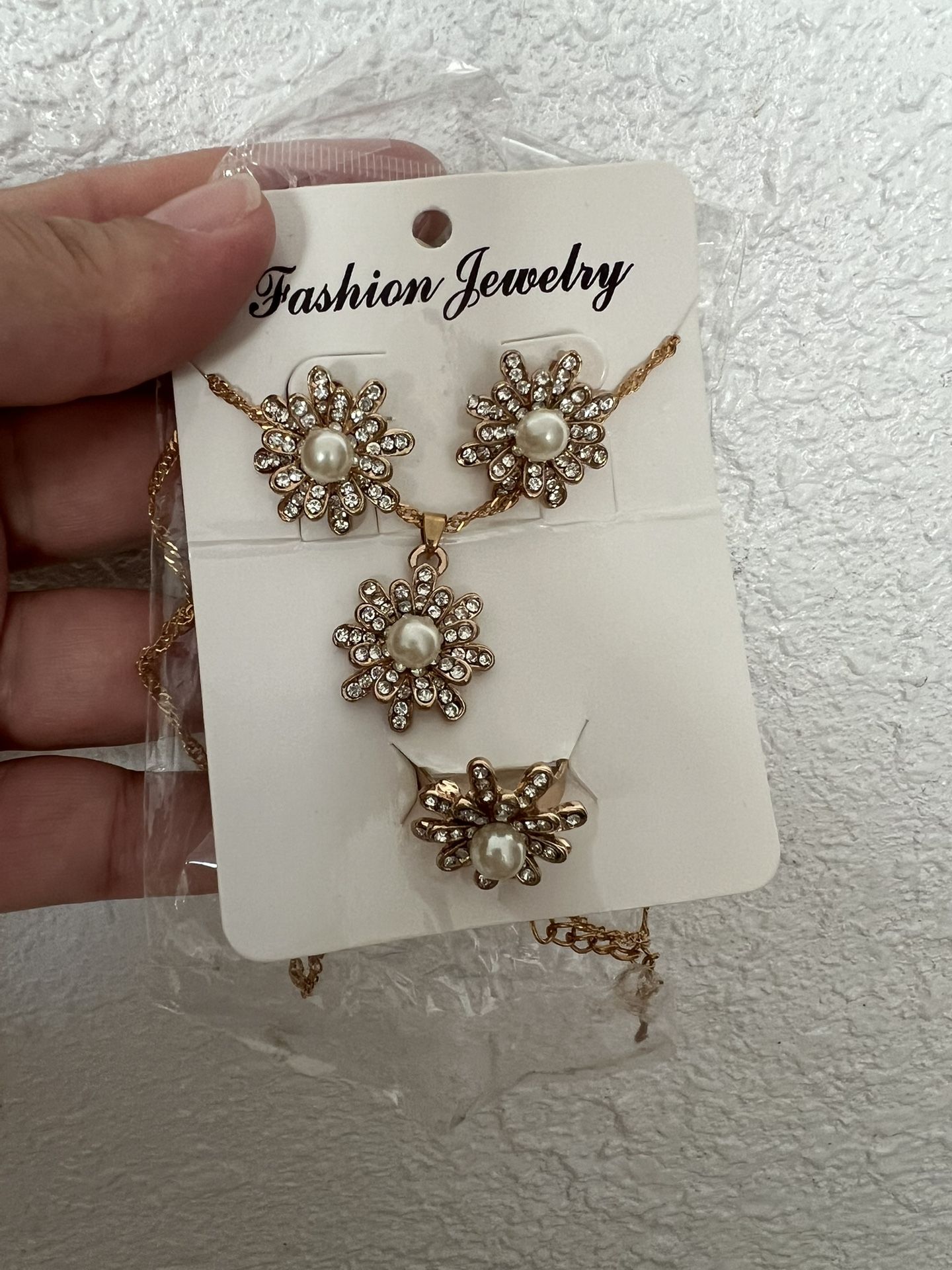 New Jewelry Set