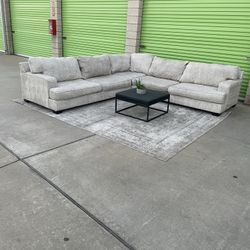 *Free Delivery* Ashley Sectional Couch Sofa