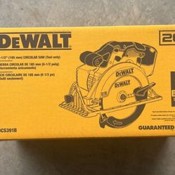 New Dewalt 20v Circular Saw DCS391B