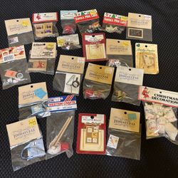 Dollhouse Miniatures Lot 1 