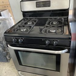 Frigidaire 30” Gas Stove In Stainless Steel Used