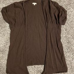 Maurices Brown puffy short sleeve shirt size medium 