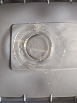 10 Etched Glass Luncheon/Salad Plated