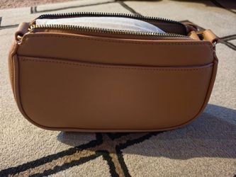 Leather small crossbody bag