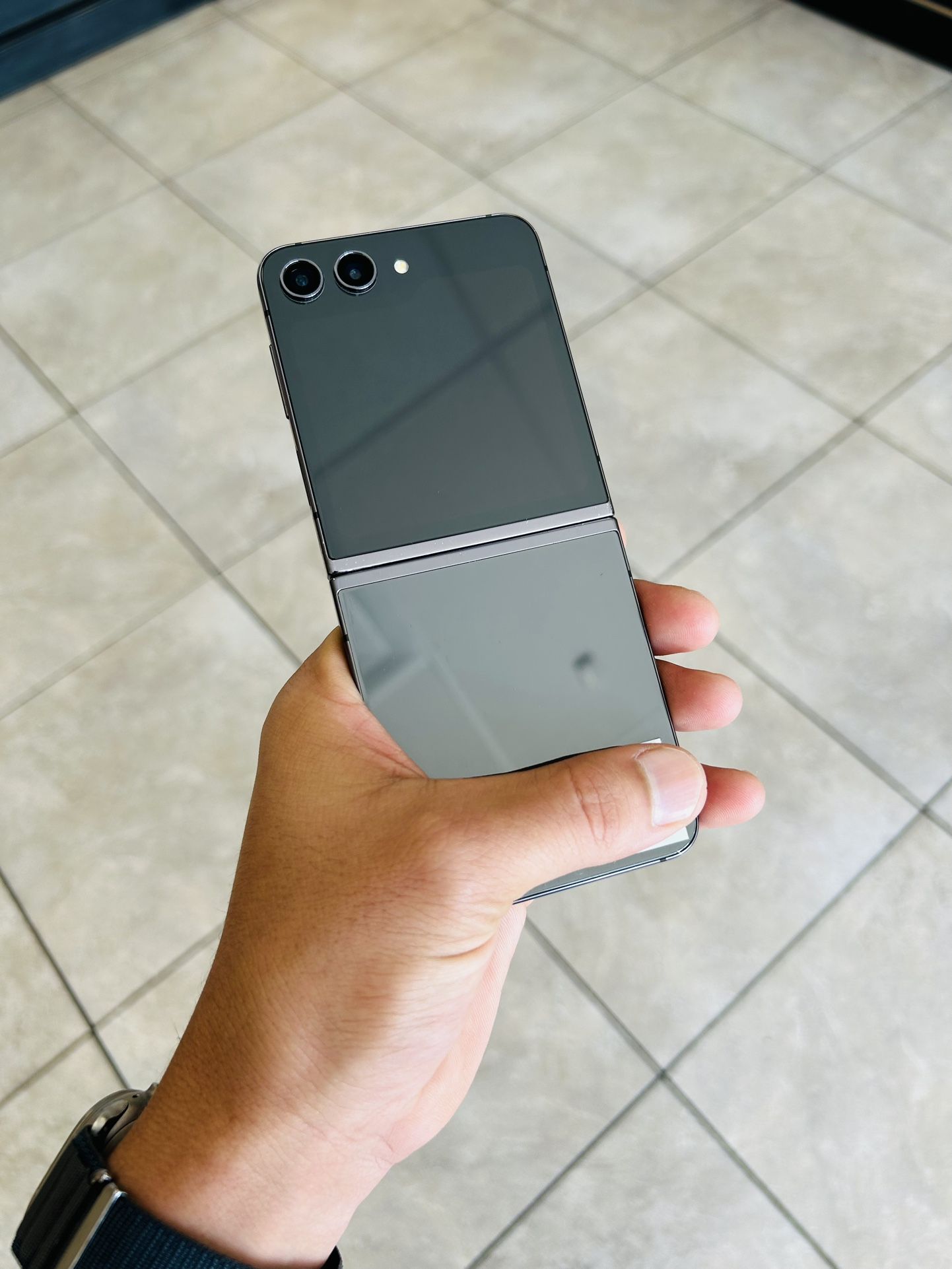 Samsung Galaxy Z Flip 5 Unlocked