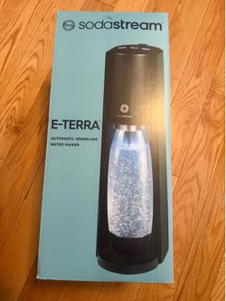SPARKLING WATER MAKER