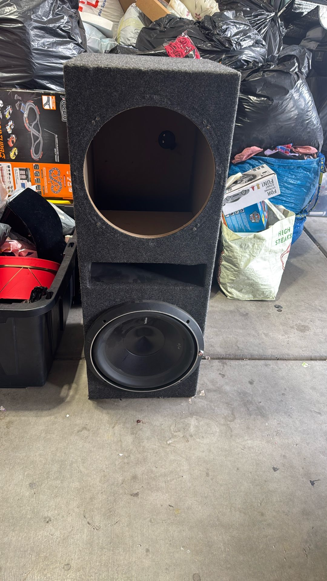 Rockford P2 - 2X12 Ported Enclosure With One 12" Punch P2 Subwoofer