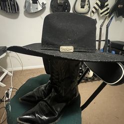 Tony Loma  Cowboy Hat With Nocoma  Boots 