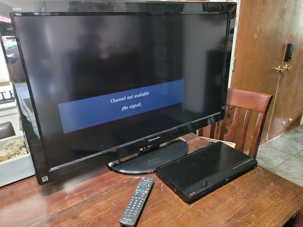 37" Panasonic HDMI TV