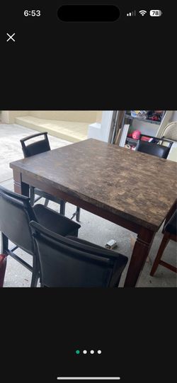 Dinning Table