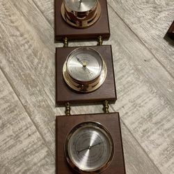 Antique Springfield Thermometer/Barometer/Humidity Meter