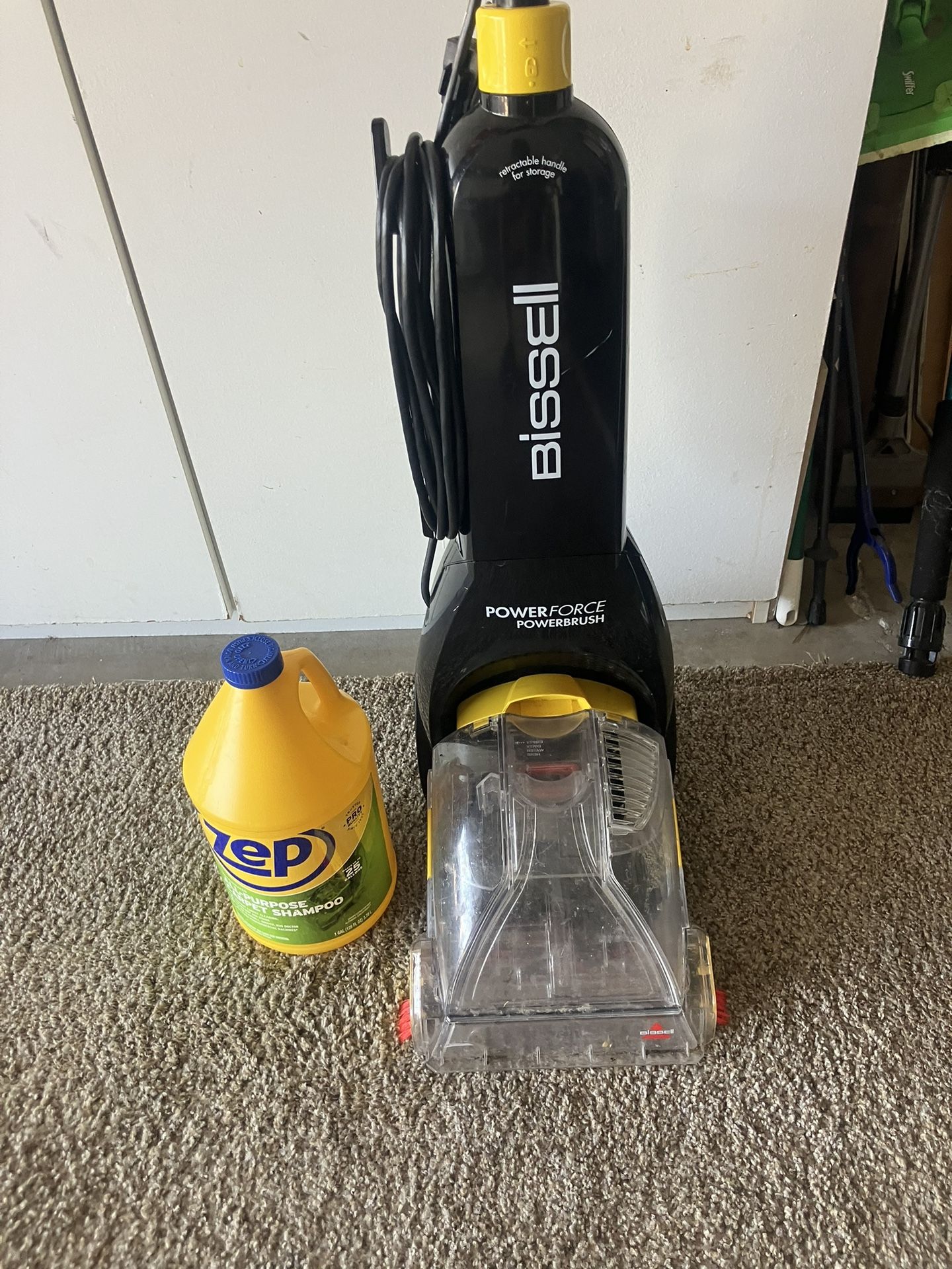 Carpet Cleaner BISSELL Power force With Shampoo concentrate