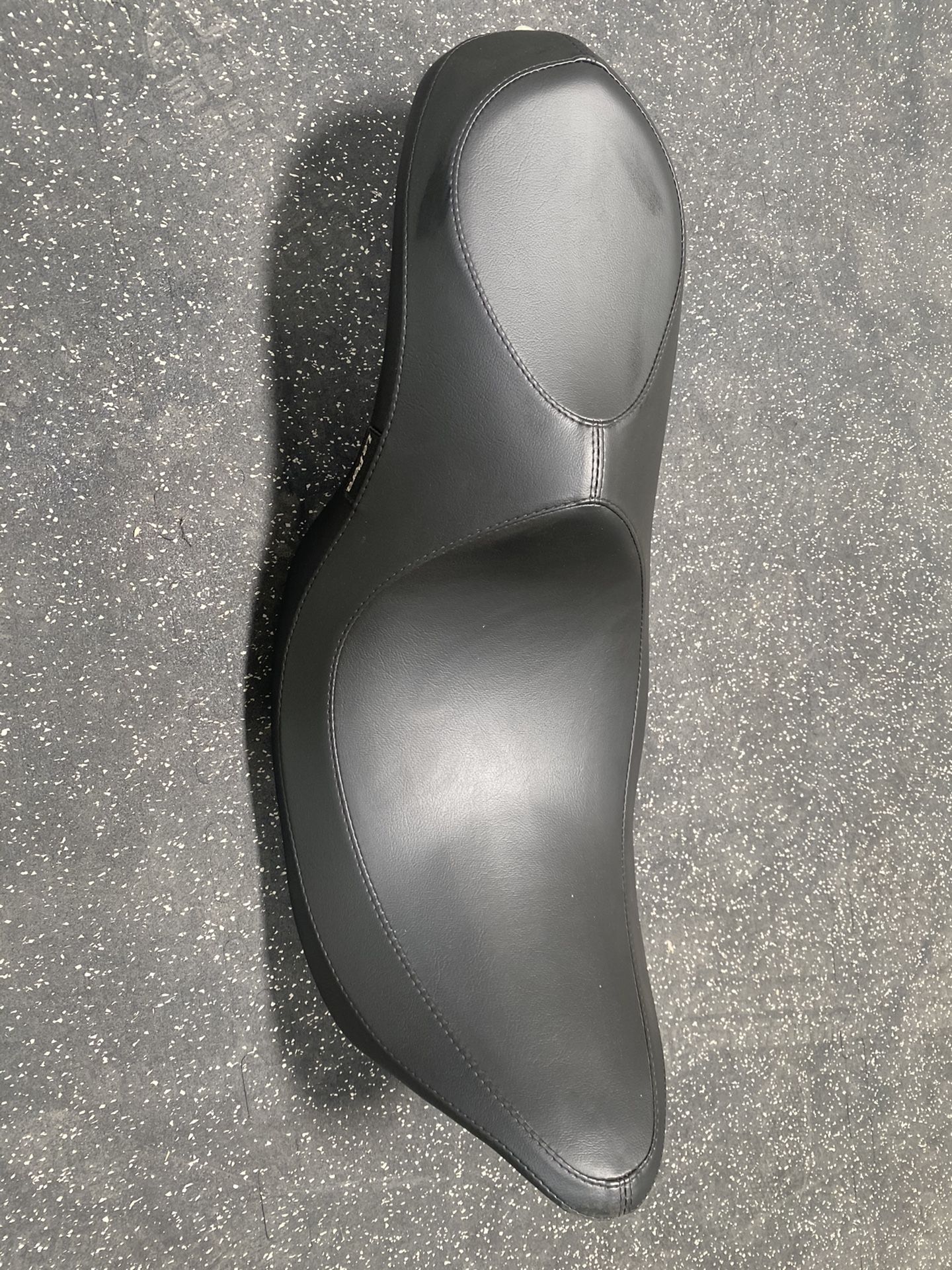 Lepara Harley Seat