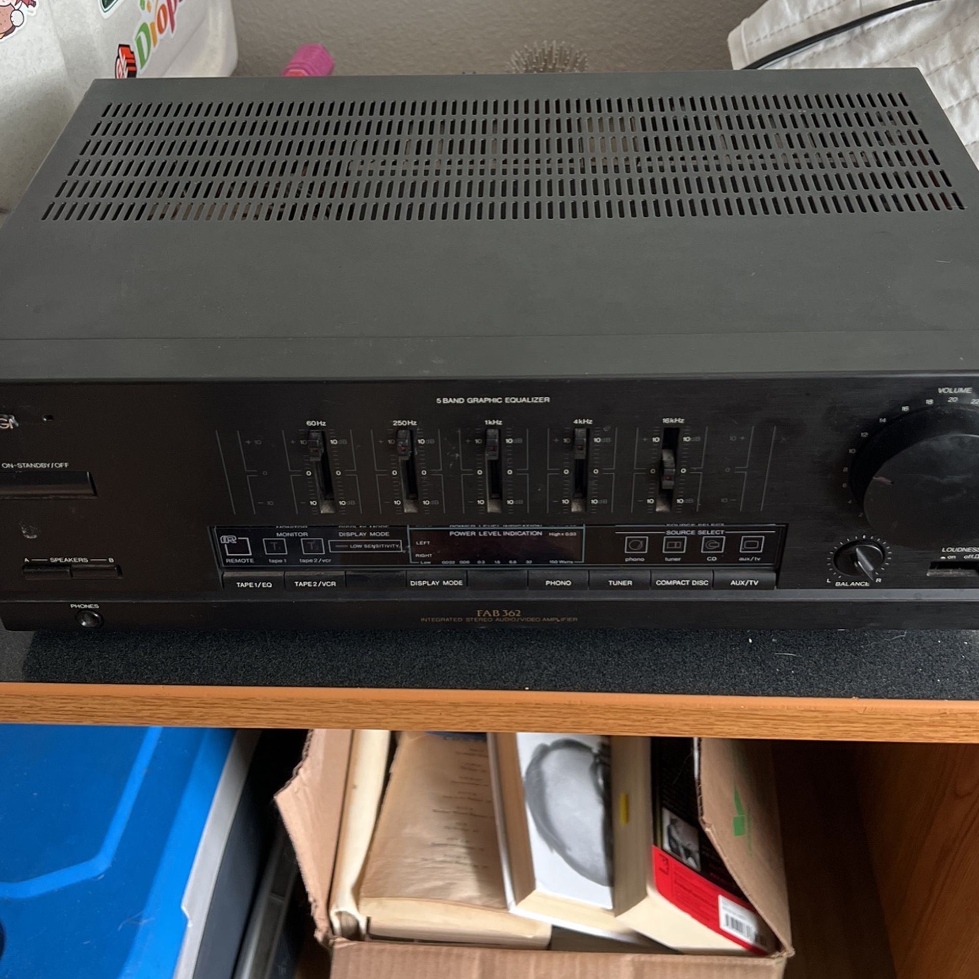 Magnavox Speaker Amp