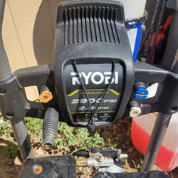 Pressure Washer. Ryobi. 