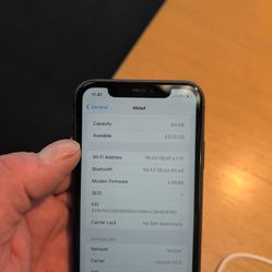 Unlocked iPhone 11  64 GB